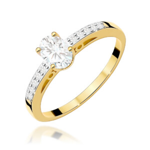 Kihlasõrmus. Yellow-gold engagement ring with a large round central diamond and pavé-set diamonds along the band