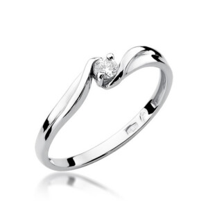 Silver twisted ring featuring a small round diamond at the center.