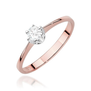 Kihlasõrmus. Rose gold solitaire engagement ring with a round diamond setting on a polished band