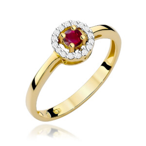 Kihlasõrmus. Gold ring with a central red ruby surrounded by a diamond halo set in a polished yellow gold band