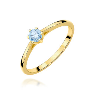 Kihlasõrmus. Gold ring with a round blue gemstone set in four prongs on a yellow-band.