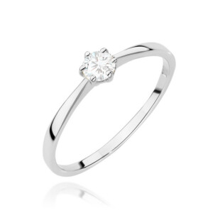 Kihlasõrmus. Solitaire diamond ring with a single round diamond