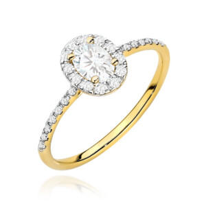 Kihlasõrmus. Gold ring with a round center diamond encircled by a halo of smaller diamonds