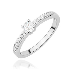 W0288 White Lab 02ct 1-kihlasormus - Abielusõrmused.com Kihlasõrmus. Engagement ring with a round central diamond and pavé diamonds along a white metal band (platinum/white gold)